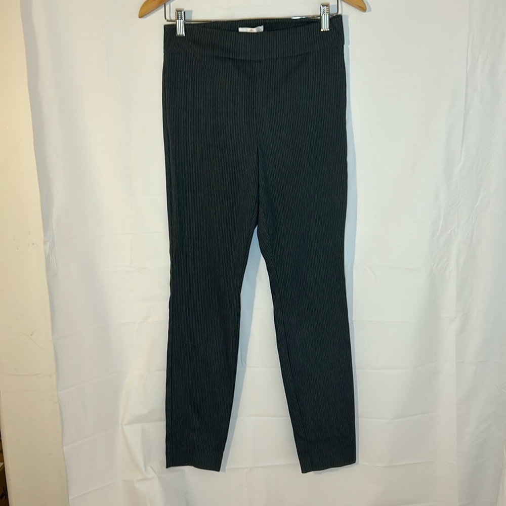 Dress Pants women’s size small Camber&Grace stretch grey white stripes pull on